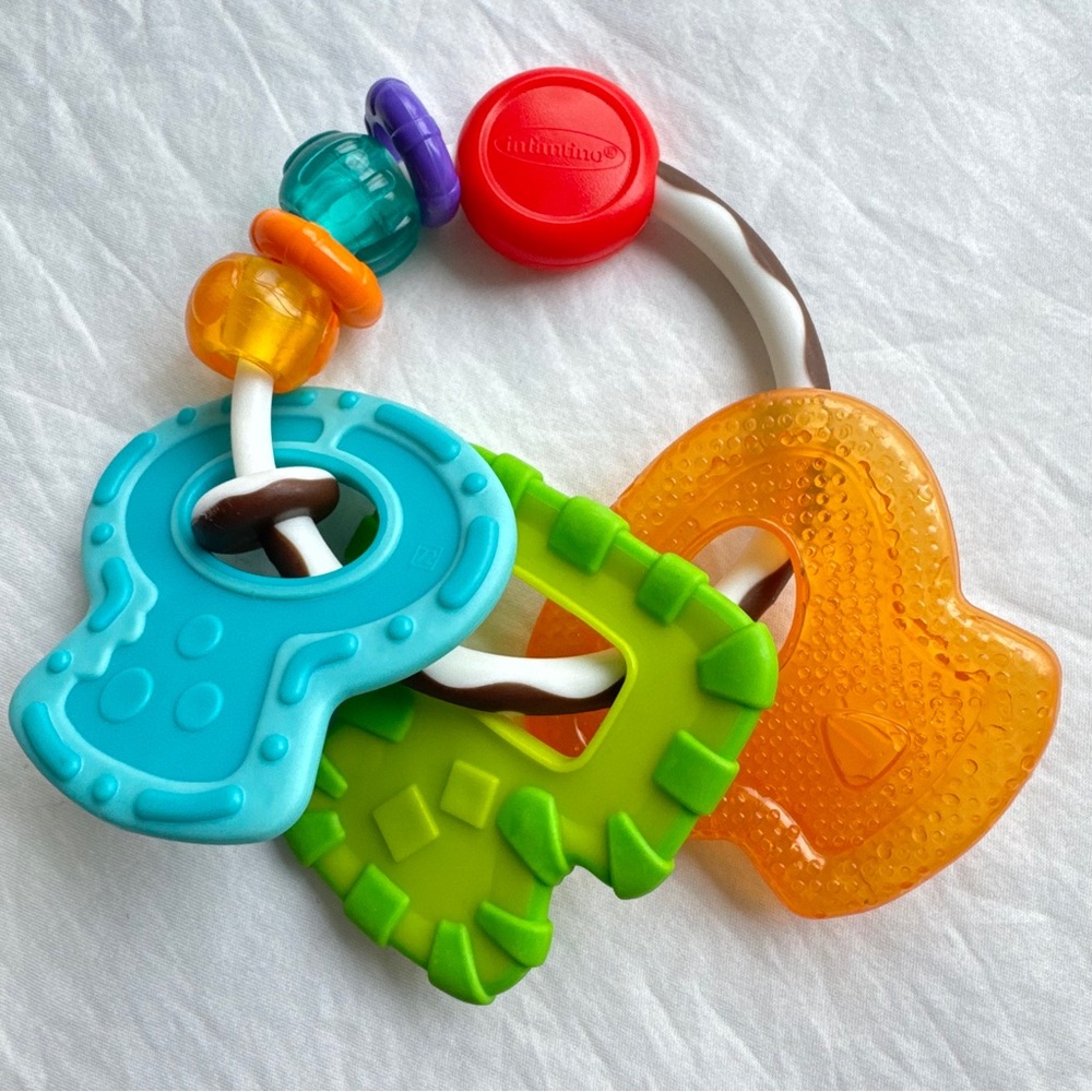 COOL & CHEW TEETHER KEYS